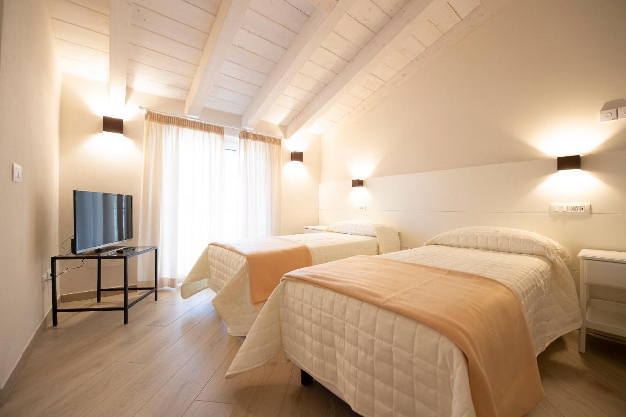 Villino Micol Camere A Due Passi Dal Mare Marina Di Carrara Exterior photo